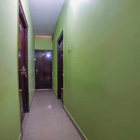 Spot On Komfort Guest House Rudrapur Exteriör bild